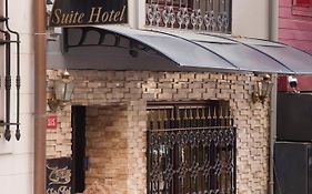 Zendy Suite Hotel